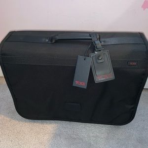 New Men’s Tumi multi pocket briefcase bag